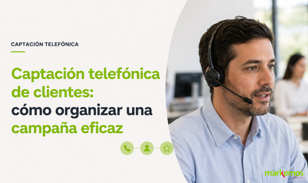 Agente de contact center Córdoba realizando una campaña de captación telefónica de clientes