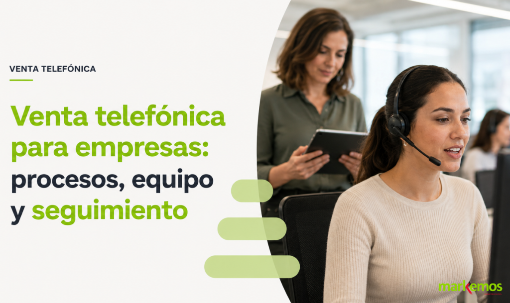 Agente y supervisora gestionando una campaña de venta telefónica para empresas